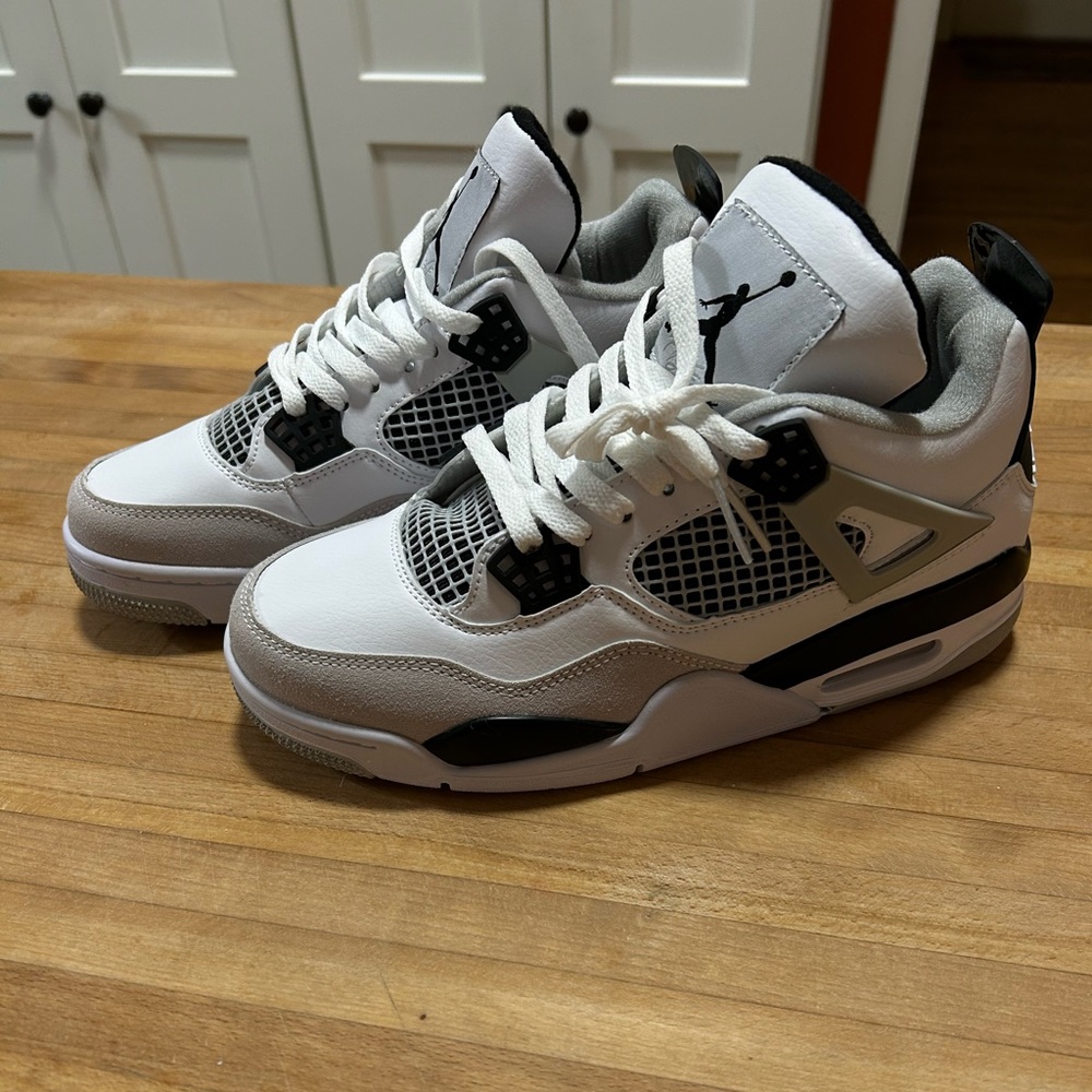 Air Jordan 4 Military Black Shoes